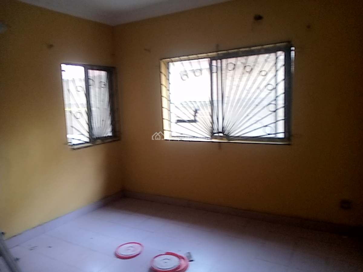 a 3 Bedroom Flat, Agungi, Lekki, Lagos, Flat / Apartment for Rent
