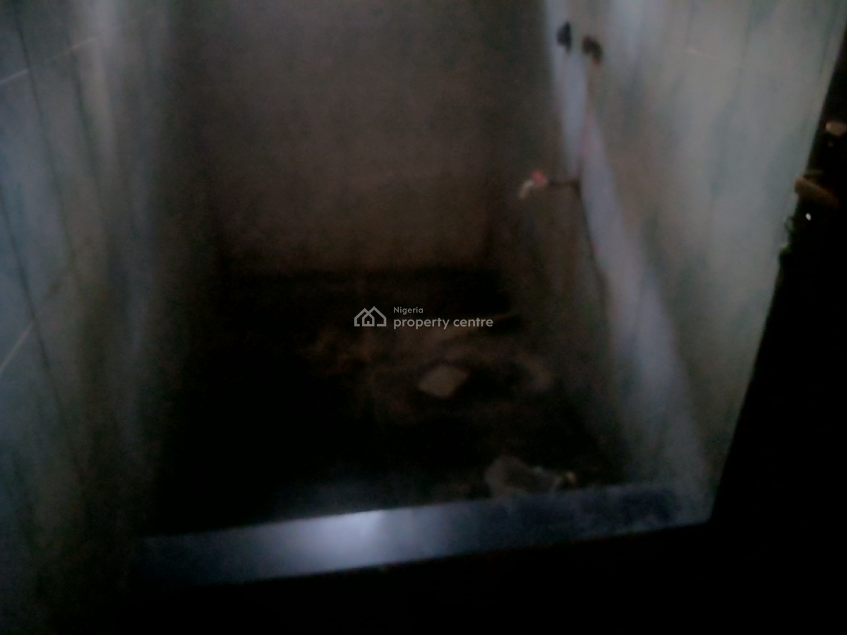 a 3 Bedroom Flat, Agungi, Lekki, Lagos, Flat / Apartment for Rent