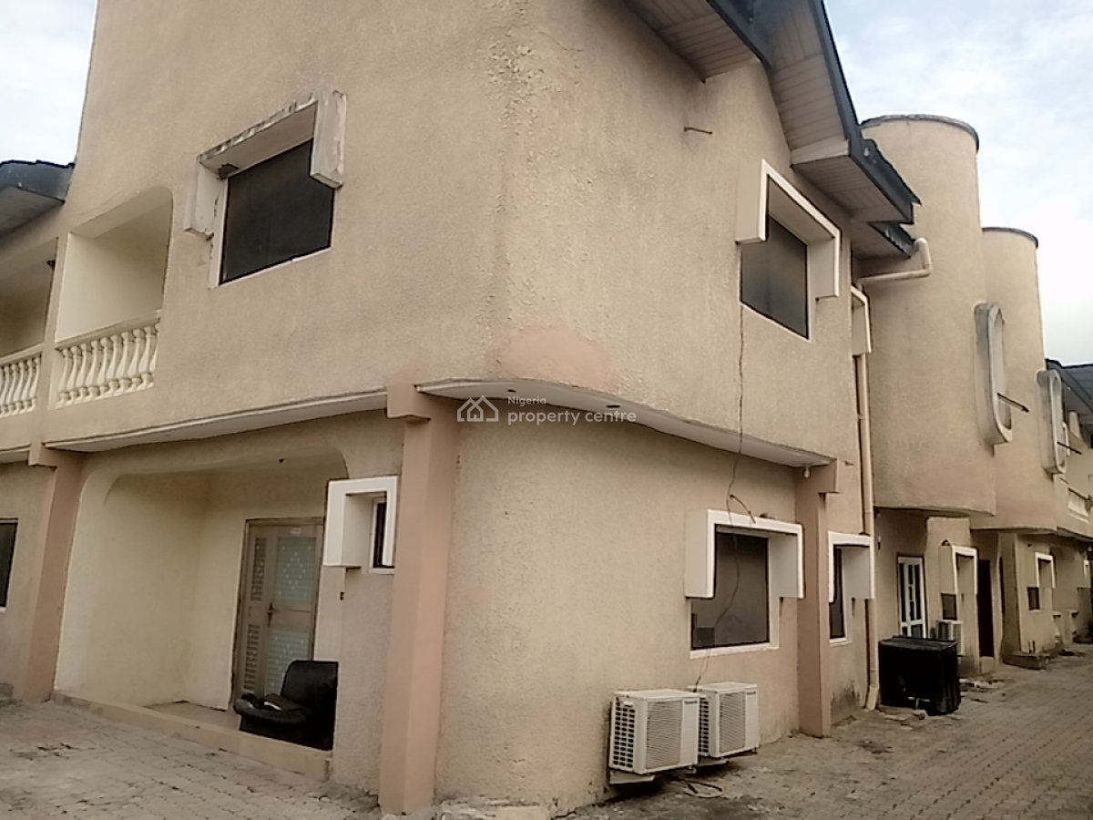 a 3 Bedroom Flat, Agungi, Lekki, Lagos, Flat / Apartment for Rent