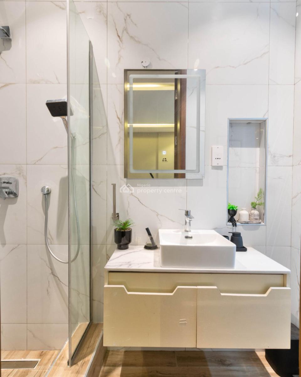 Luxury 3 Bedrooms Apartment with Pool, Ikoyi, Lagos, Flat / Apartment Short Let