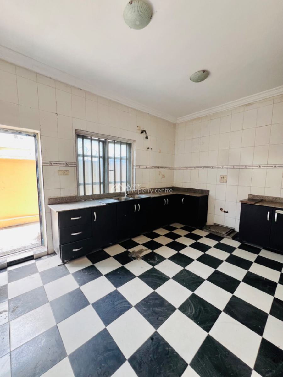 Exquisitely Fitted  5 Bedroom Terraced Duplex at a Prime Location, Mobil Road, Ajah, Lagos, Terraced Duplex for Rent
