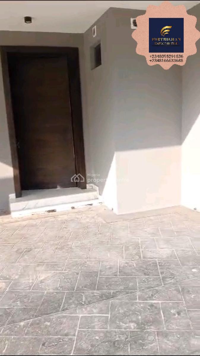 Exquisite 4-bedroom Duplex with Bq, Lekki Phase 1 Proper, Lekki Phase 1, Lekki, Lagos, Terraced Duplex for Rent