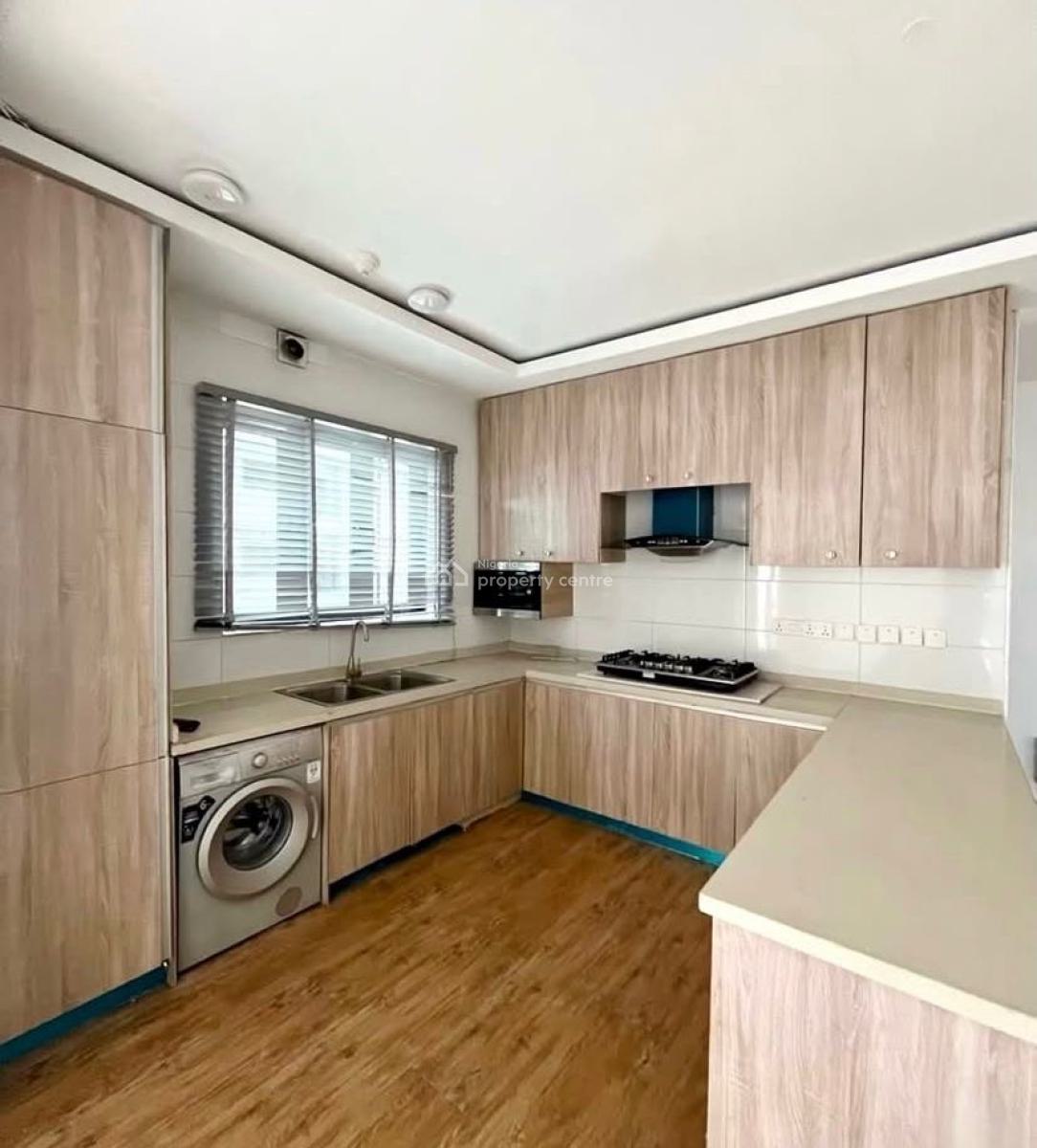 Luxury High Rise 2 Bedroom Apartment with Pool Gym and Elevator, Lekki Phase 1, Lekki, Lagos, Flat / Apartment for Rent