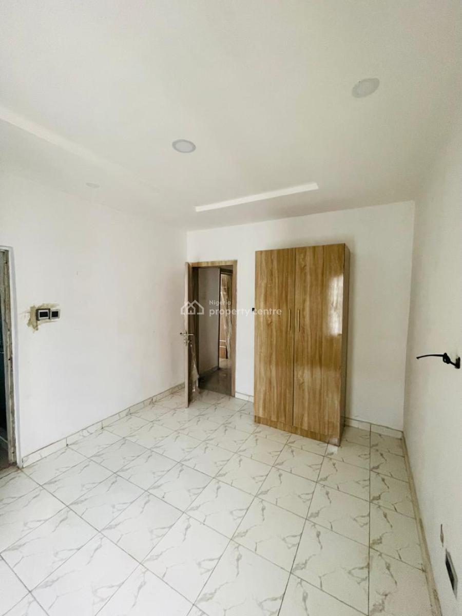 Well Finished Standard 3bedroom Apartment in a Secured Environment., Ikota, Lekki, Lagos, Block of Flats for Sale