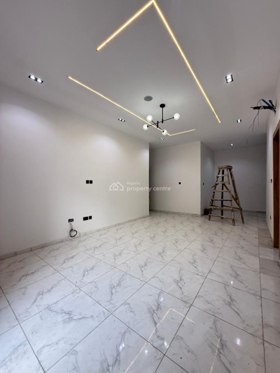 Good Deal 2 Bedroom Apartment with Swimming Pool ,, Ologolo, Lekki, Lagos, Block of Flats for Sale