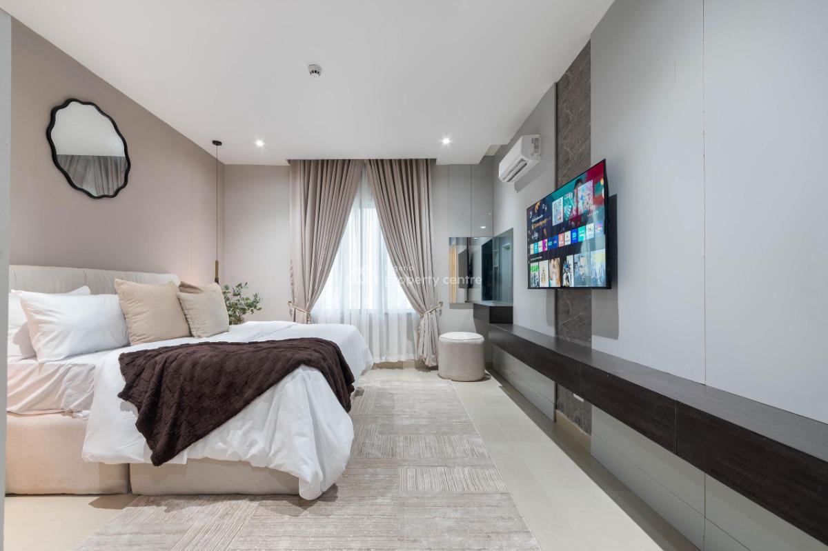 Luxury Waterfront 2bed with Infinity Pool,cinema, Gym, Ps5 and Snooker, Lekki Phase 1, Lekki Phase 1, Lekki, Lagos, Flat / Apartment Short Let