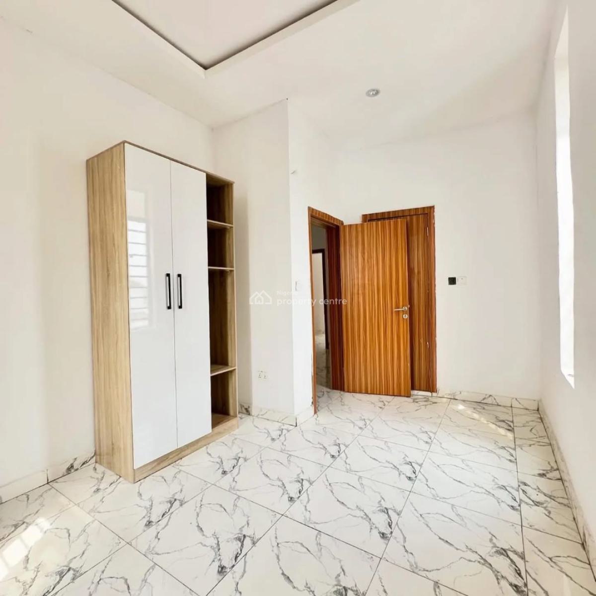 Brand New 3 & 4 Bedroom Terrace Duplex, Ikota, Lekki, Lagos, Terraced Duplex for Sale