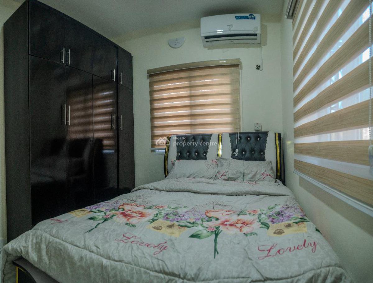 Nicely Furnished 1 Bedroom Apartment, Ipaja, Lagos, Flat / Apartment Short Let