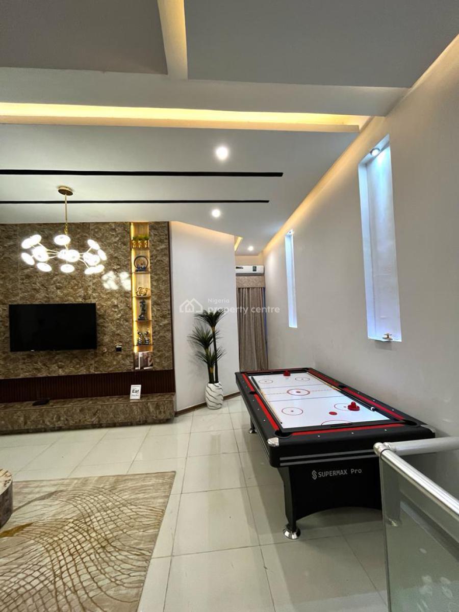 Nicely Furnished 4 Bedroom Apartment, Ikate, Lekki, Lagos, Flat / Apartment Short Let