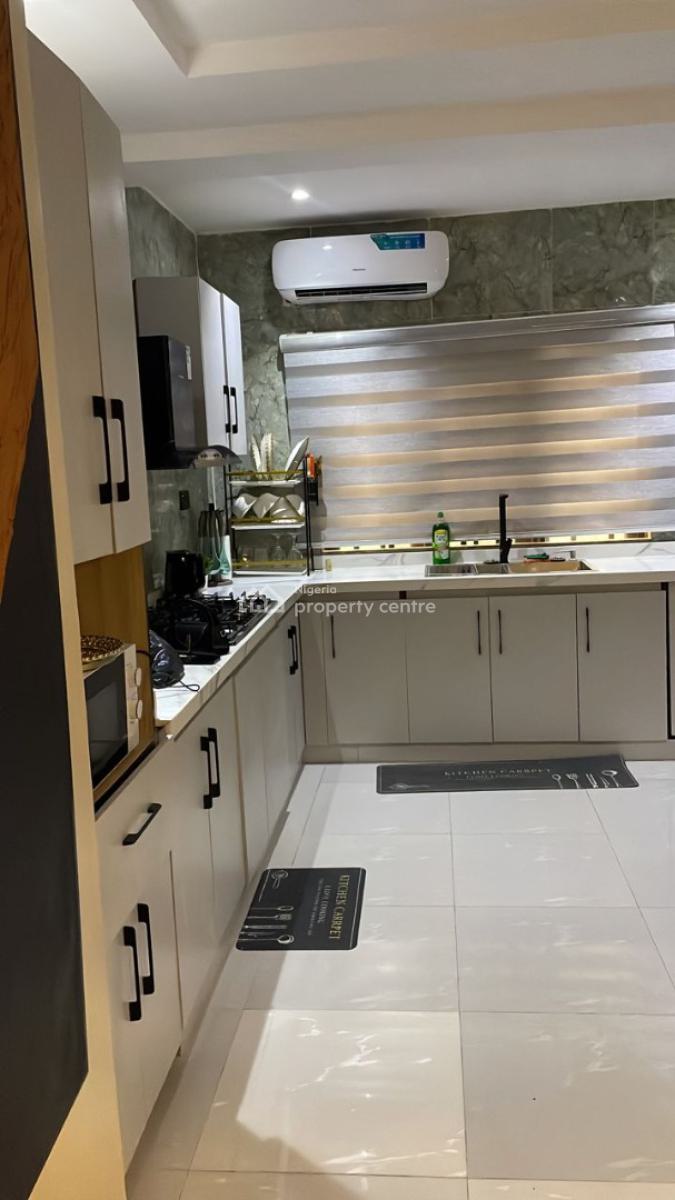Nicely Furnished 3 Bedroom Apartment, Ikate, Lekki, Lagos, Flat / Apartment Short Let