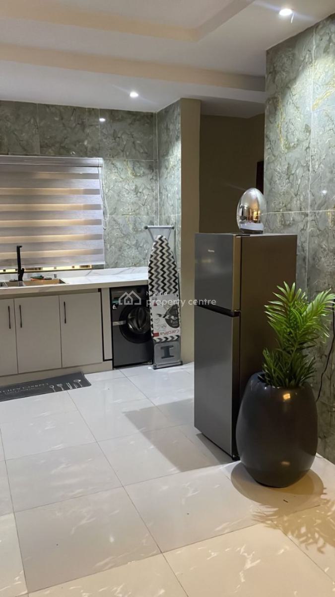 Nicely Furnished 3 Bedroom Apartment, Ikate, Lekki, Lagos, Flat / Apartment Short Let