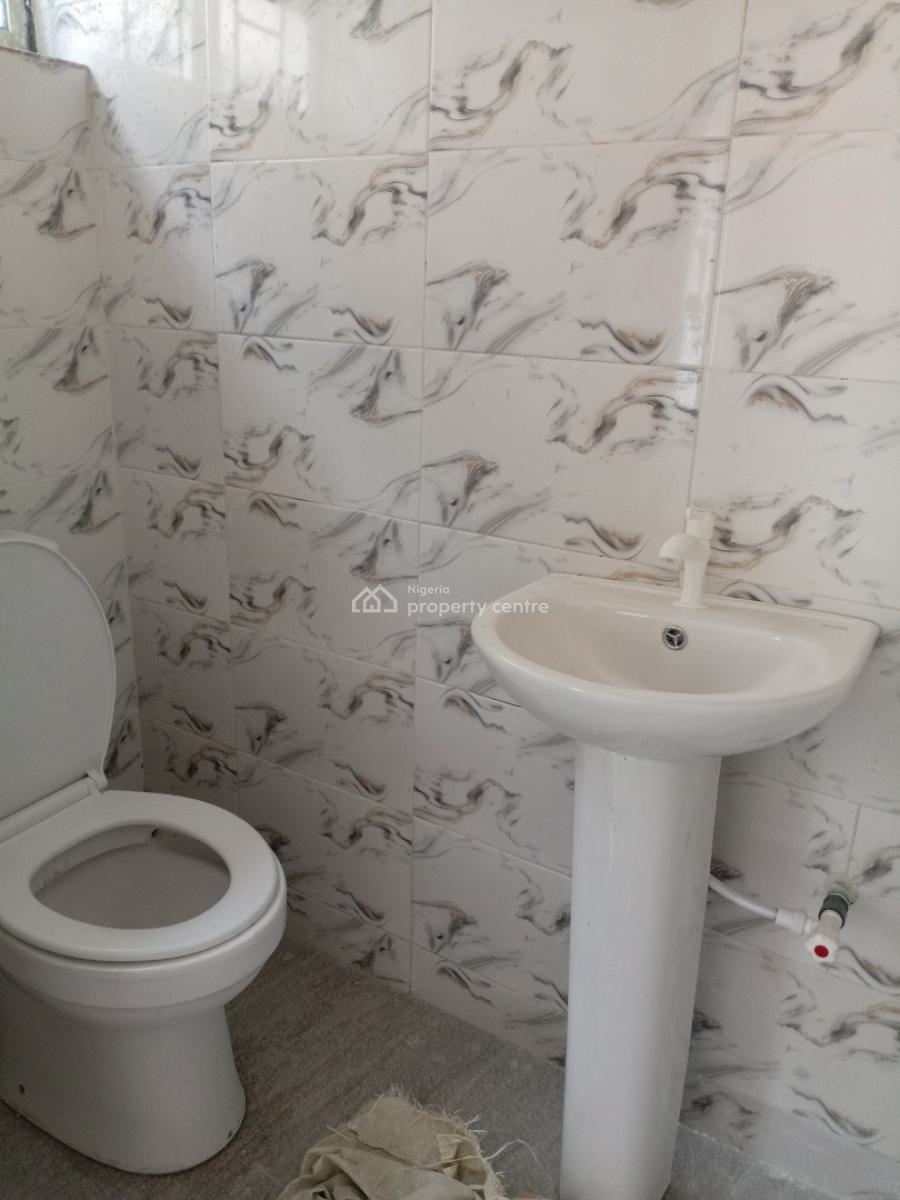 a Luxury 2 Bedrooms Flat, Chima Nwosu Estate, Badore, Ajah, Lagos, Flat / Apartment for Rent