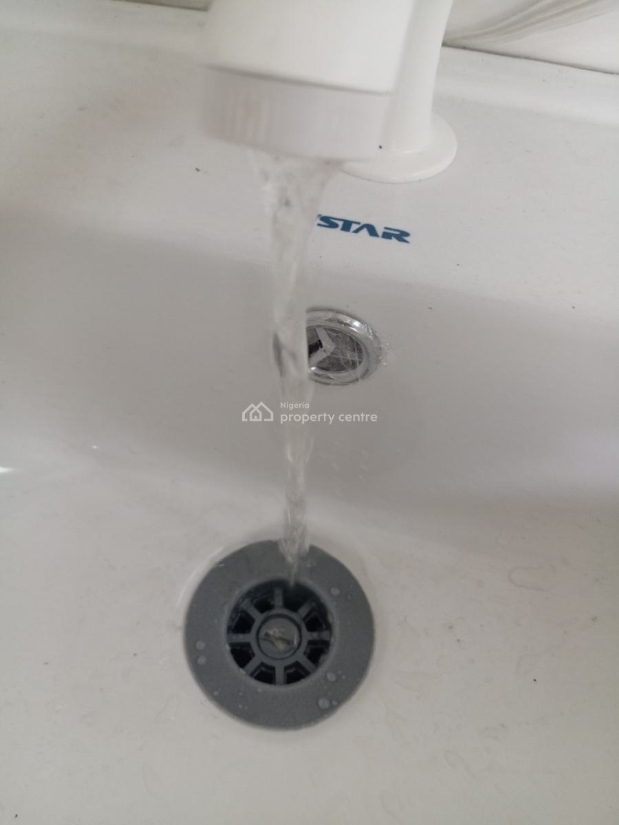 a Luxury 2 Bedrooms Flat, Chima Nwosu Estate, Badore, Ajah, Lagos, Flat / Apartment for Rent
