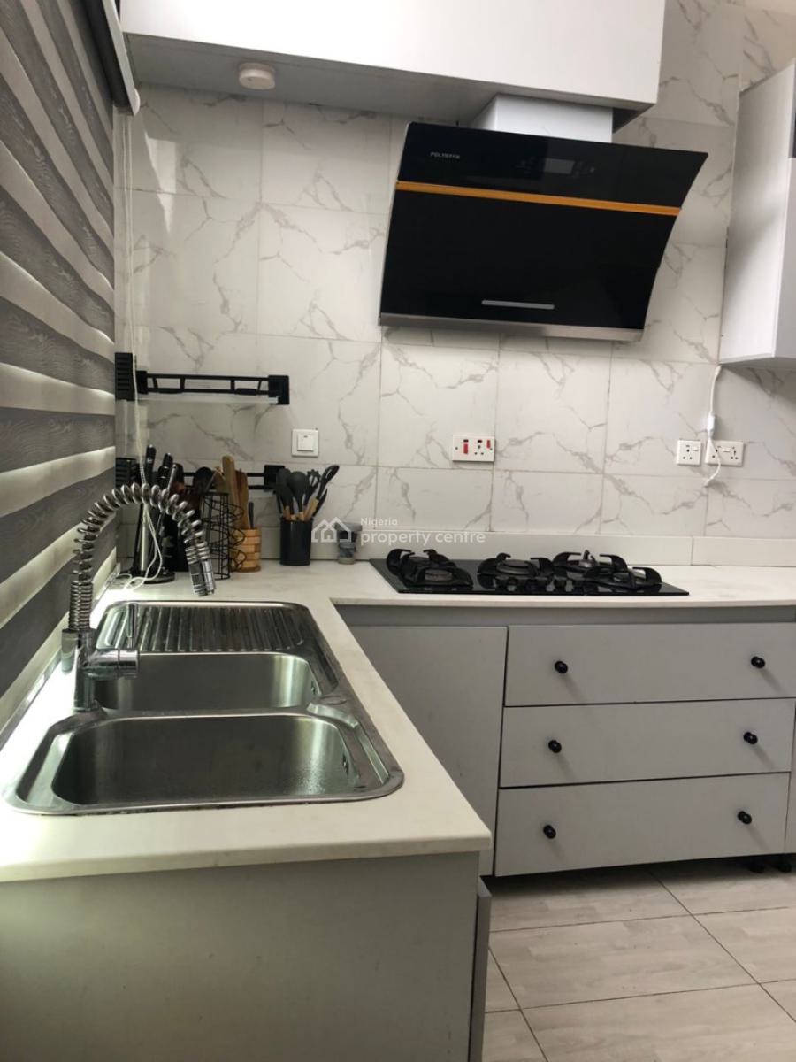 Fully Furnished 3-bedroom Flat, Lekki Phase 1, Lekki, Lagos, Flat / Apartment for Rent