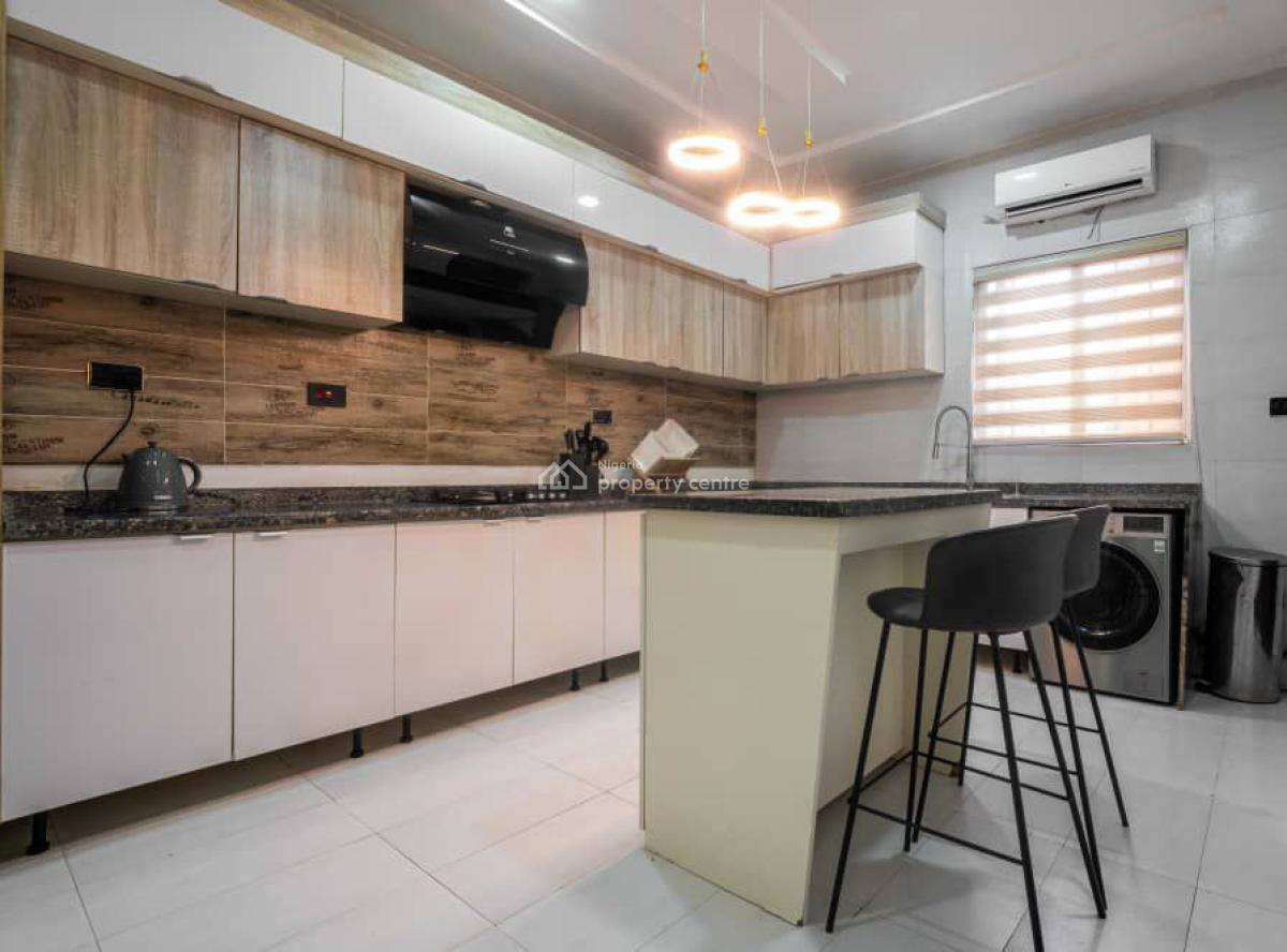 Nicely Furnished 3 Bedroom Apartment, Ikate, Lekki, Lagos, Flat / Apartment Short Let