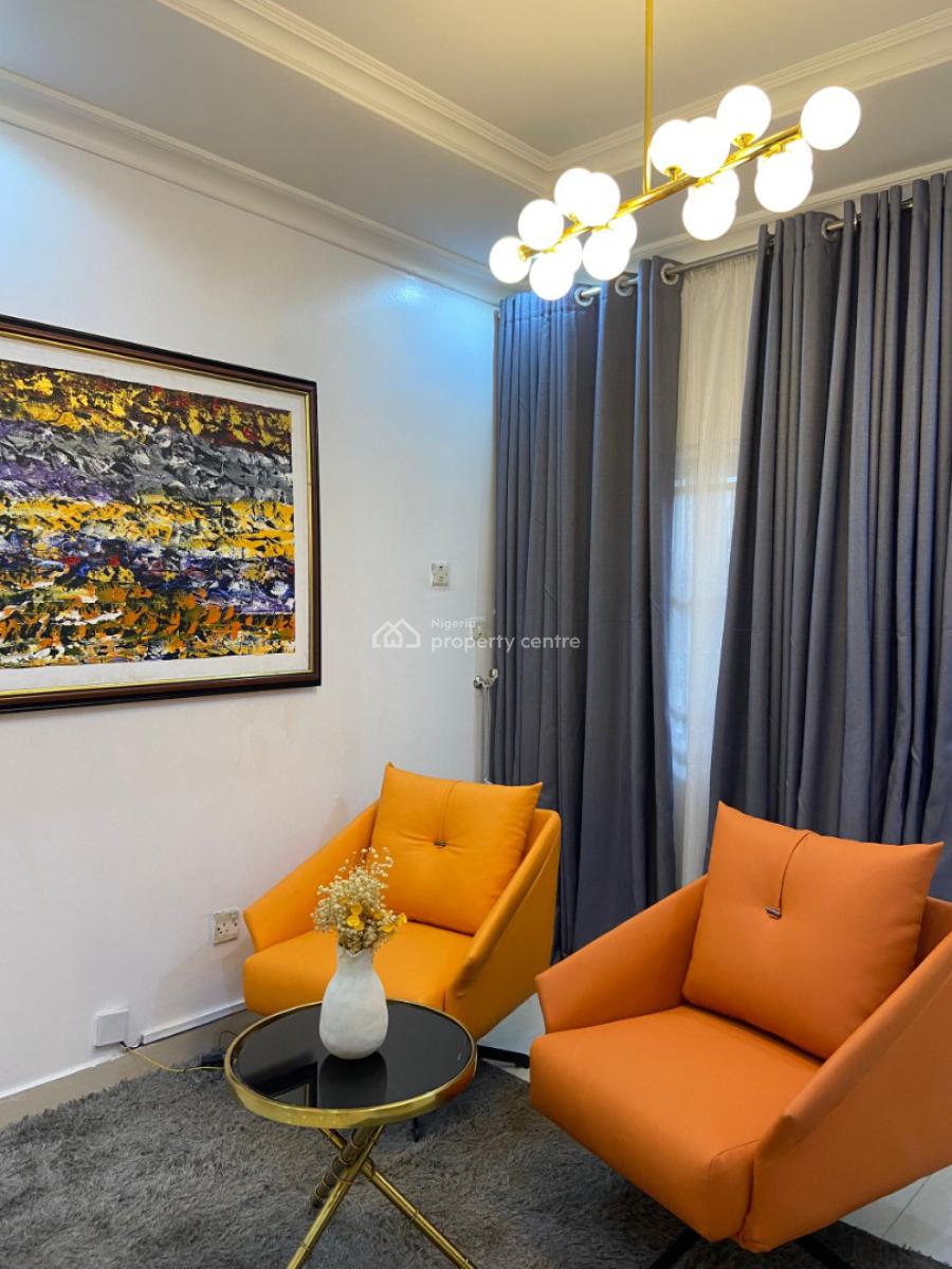 Nicely Furnished 3 Bedroom Apartment, Lekki Phase 1, Lekki, Lagos, Flat / Apartment Short Let