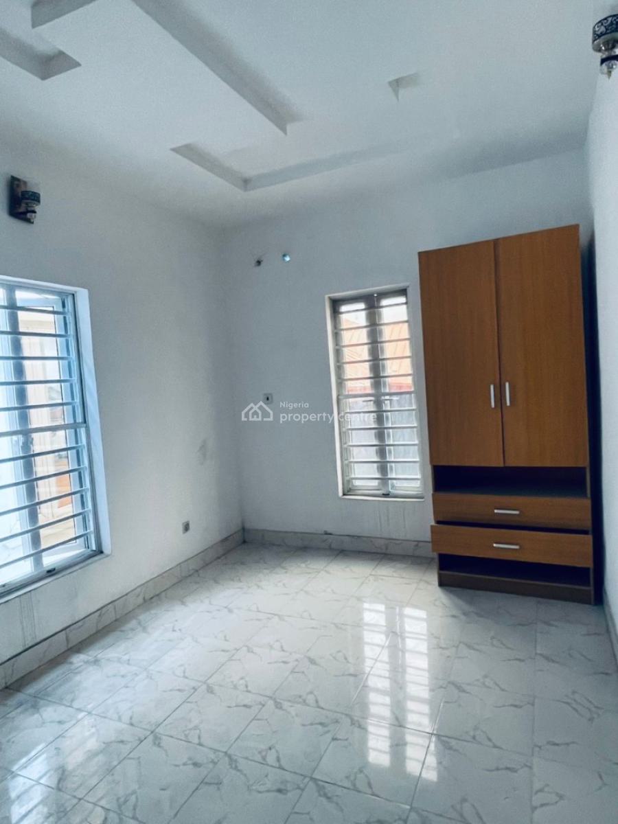 Well Renovated 4 Bedroom Semi-detached Open Compound, Ikota Lekki Lagos, Ikota, Lekki, Lagos, Semi-detached Duplex for Rent