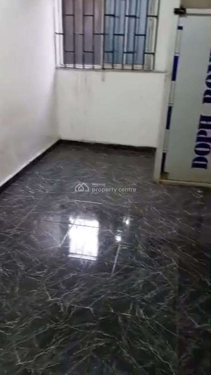 Studio Apartment, Shomolu, Lagos, Self Contain (single Rooms) for Rent