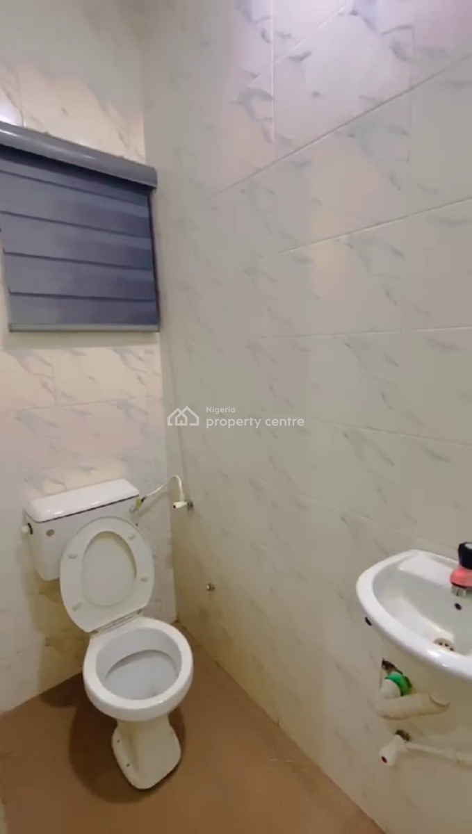 Nicely Furnshed 1 Bedroom Apartment, Sabo, Yaba, Lagos, Flat / Apartment Short Let