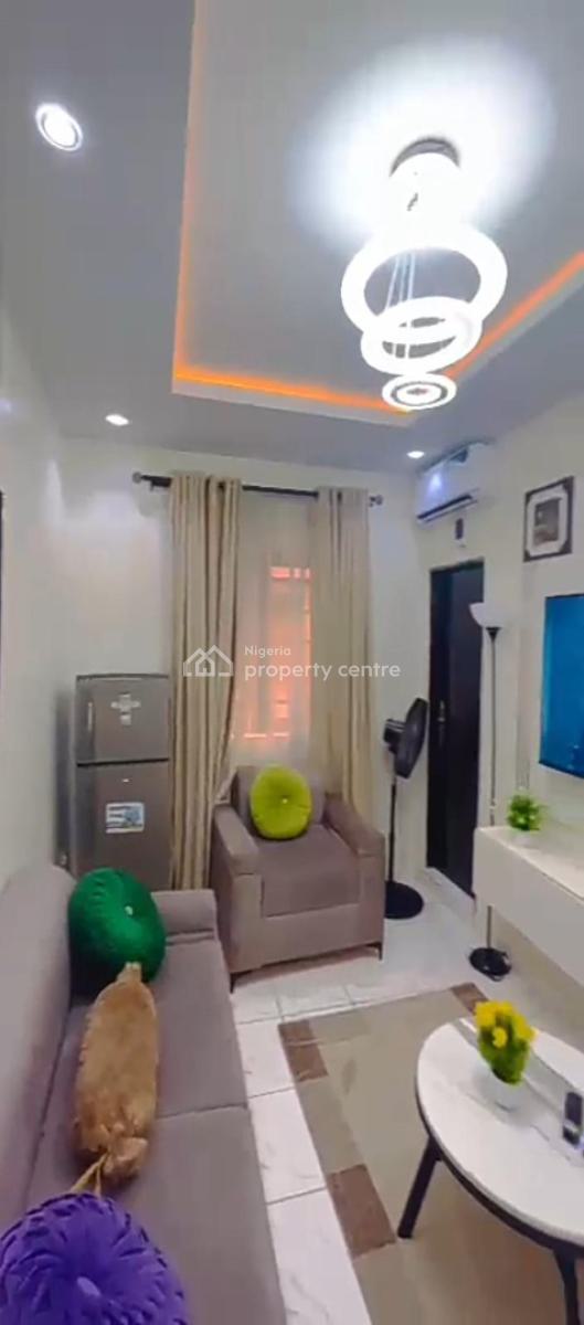 Nicely Furnished 1 Bedroom Apartment, Sabo, Yaba, Lagos, Flat / Apartment Short Let