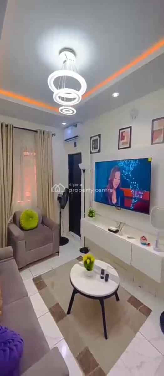 Nicely Furnished 1 Bedroom Apartment, Sabo, Yaba, Lagos, Flat / Apartment Short Let