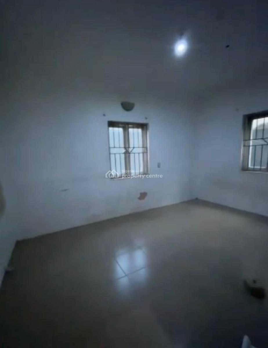 Standard, and Very Spacious Self Contain, Off Pedro, Shomolu, Lagos, Self Contain (single Rooms) for Rent