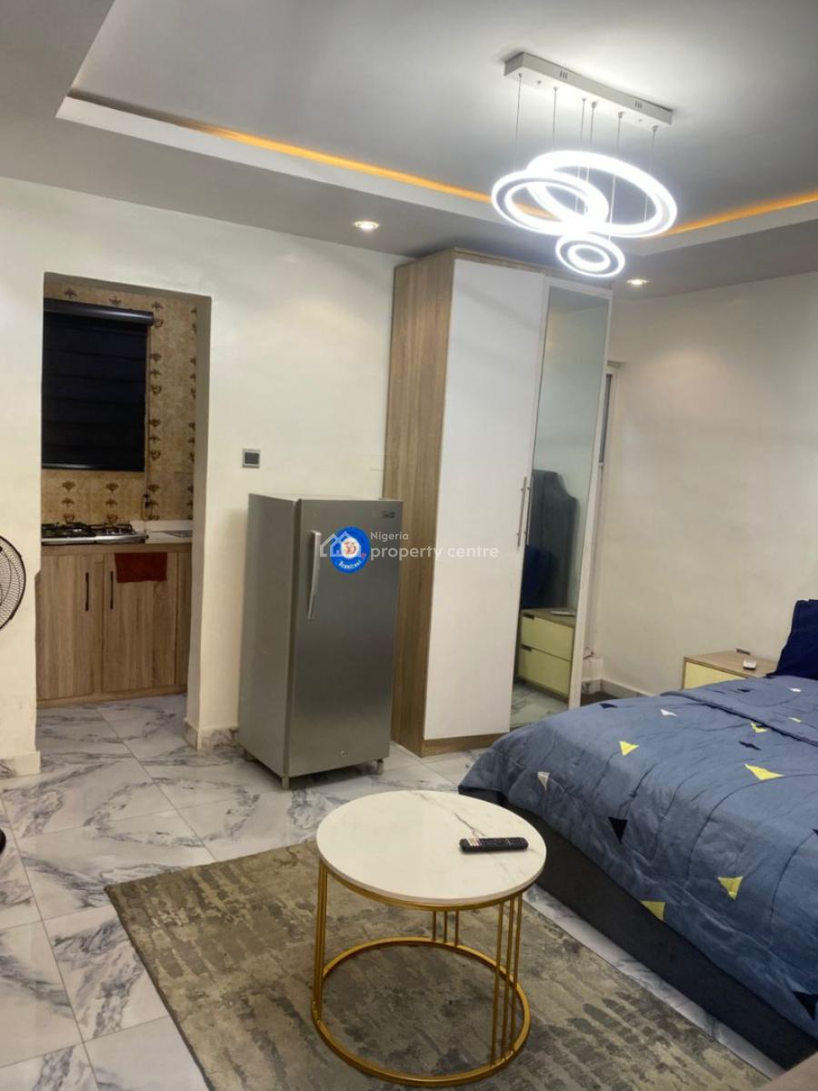 Nicely Furnished Studio Apartment, Onike, Yaba, Lagos, Flat / Apartment Short Let