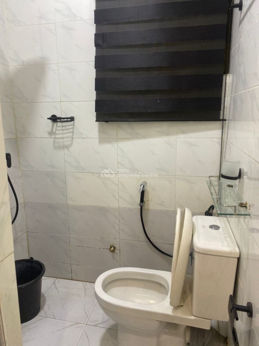Nicely Furnished Studio Apartment, Onike, Yaba, Lagos, Flat / Apartment Short Let