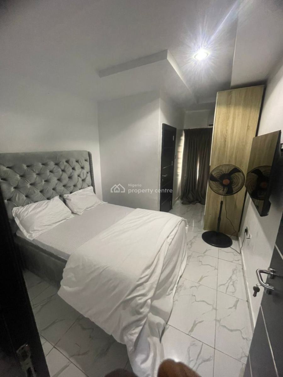 Nicely Furnished 3 Bedrooms Apartment, Ajao Estate, Isolo, Lagos, Flat / Apartment Short Let