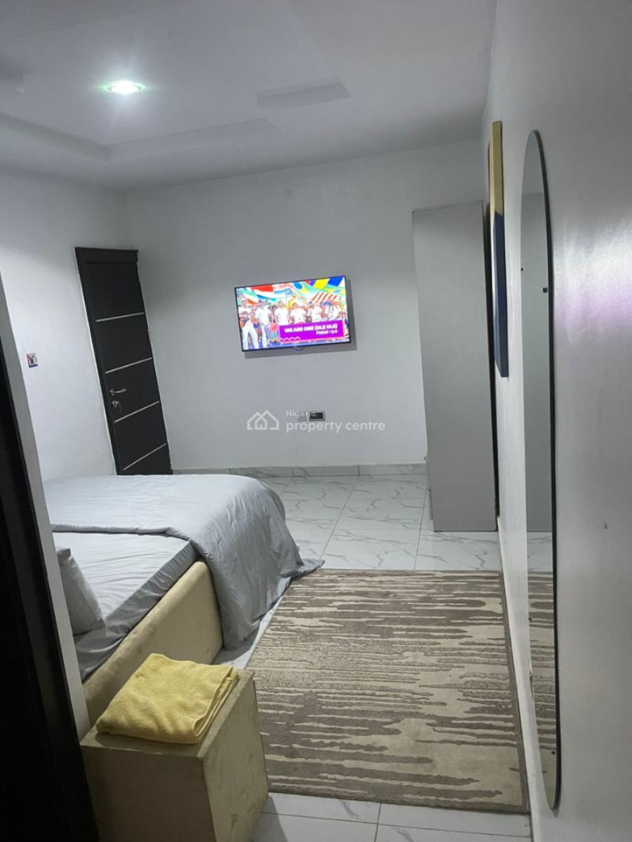 Nicely Furnished 3 Bedroom Apartment, Ajao Estate, Isolo, Lagos, Flat / Apartment Short Let