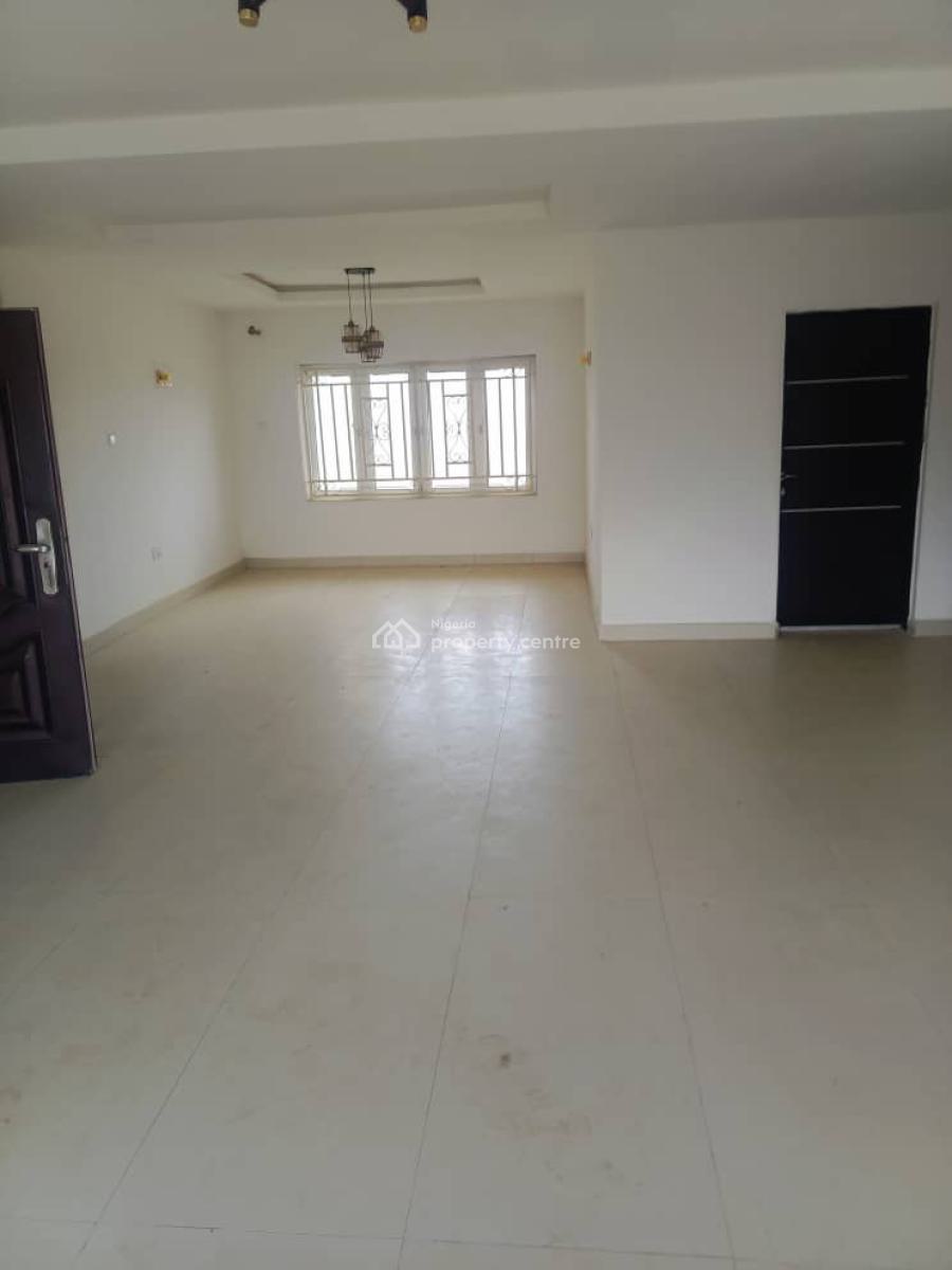 a Well-finished Spacious 3bedroom Flat, After Coza Church, Guzape District, Abuja, Flat / Apartment for Rent