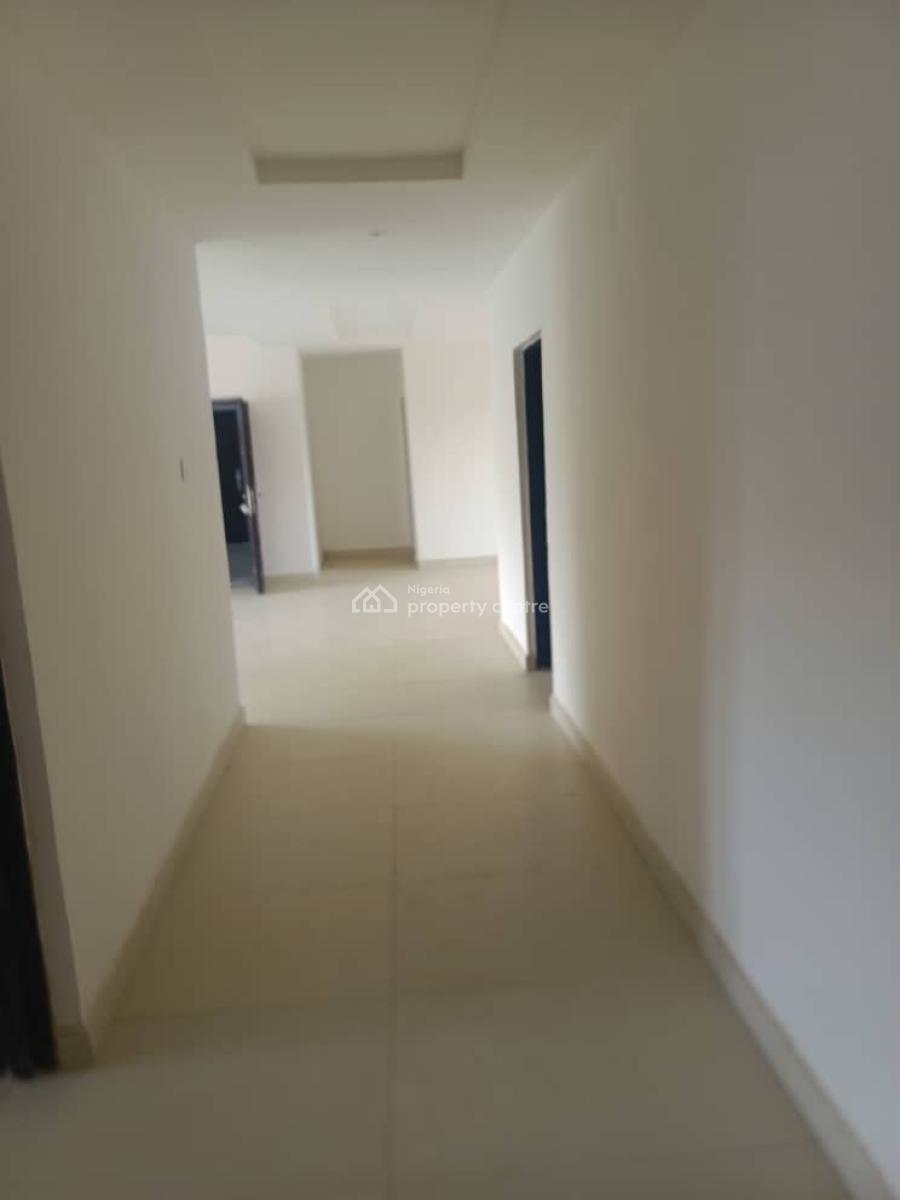 a Well-finished Spacious 3bedroom Flat, After Coza Church, Guzape District, Abuja, Flat / Apartment for Rent