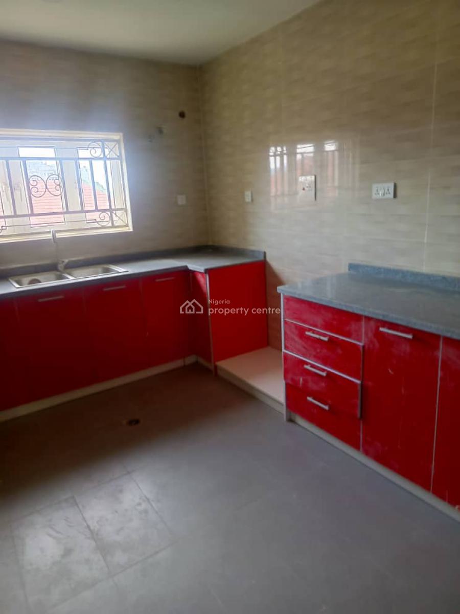 a Well-finished Spacious 3bedroom Flat, After Coza Church, Guzape District, Abuja, Flat / Apartment for Rent
