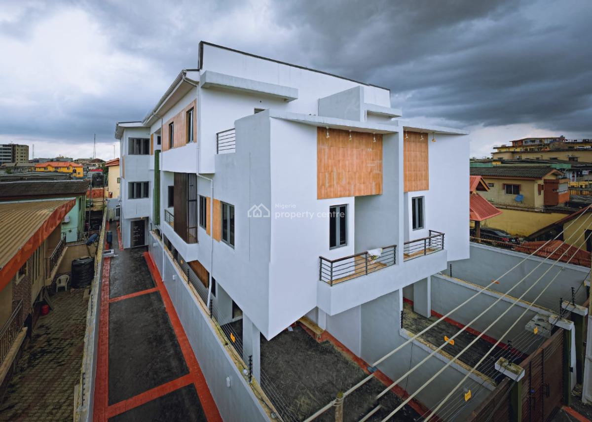 Nicely Furnished 4 Bedrooms Apartment, Allen, Ikeja, Lagos, Flat / Apartment Short Let