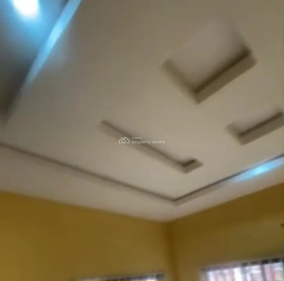 Sharp 4 Masters Bedrooms Bungalow Pop Ceiling 2 in Compound, Benoni Road, Off Airport Road, Gra Benin City, Benin, Oredo, Edo, House for Rent