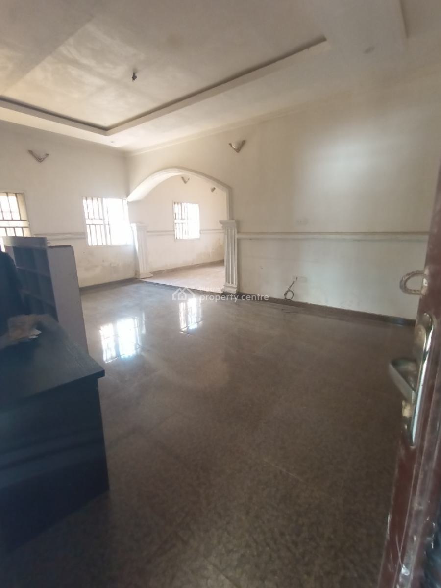3 Bedroom Bungalow, Rainbow Estate Axis, Pyakasa, Lugbe District, Abuja, Detached Bungalow for Sale