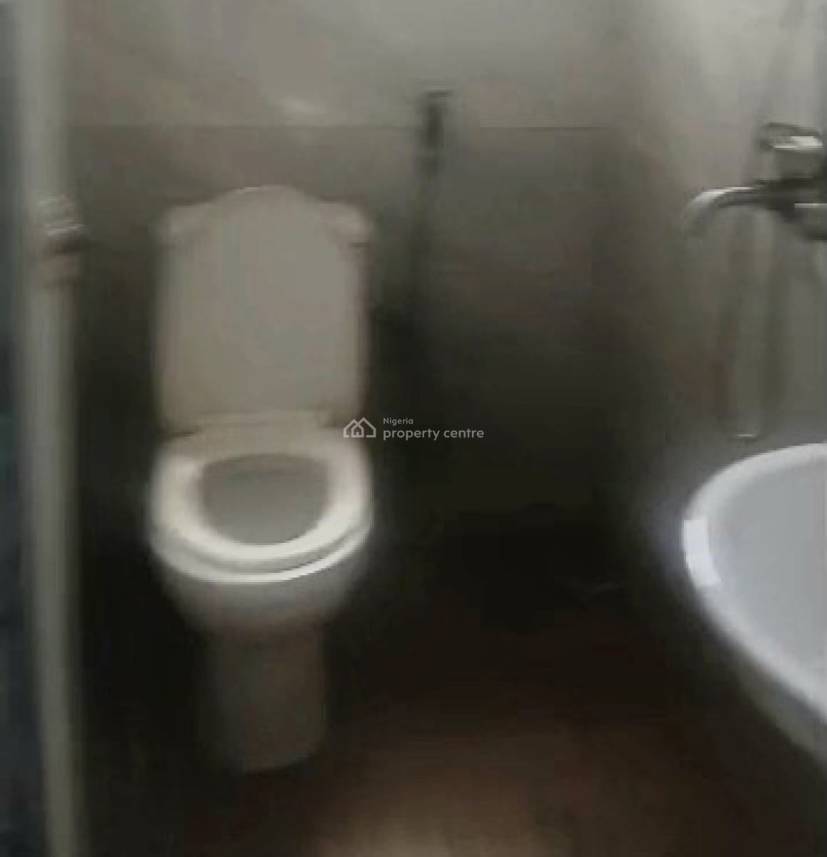 Standard 3 Masters Bedroom Flat, Ebo Community, Airport Road Gra Benin City, Benin, Oredo, Edo, House for Rent