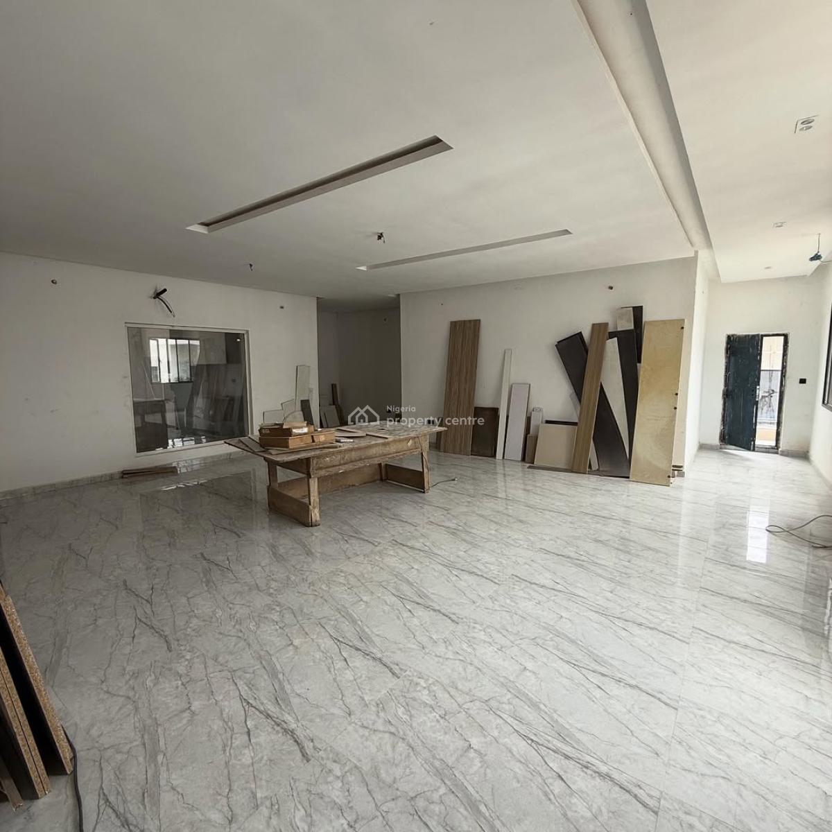 Brand New Tastefully Built 4 Bedrooms Penthouse Apartment with Bq, Guzape District, Abuja, Flat / Apartment for Sale