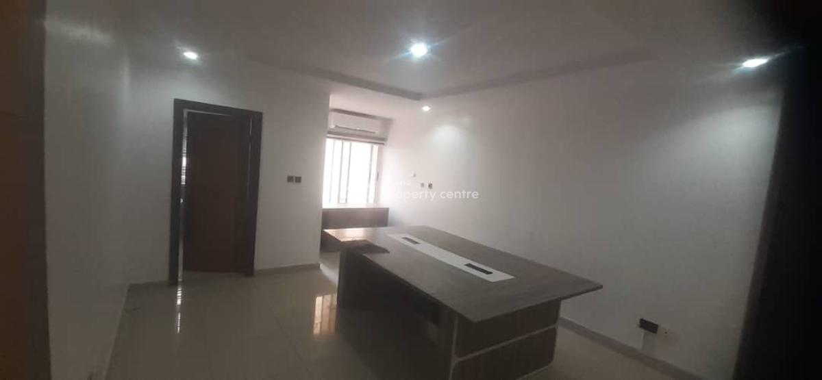 Tastefully Built and Spacious Unfinished 3 Bedroom Apartment with Swimming Pool, Oniru, Victoria Island (vi), Lagos, Flat / Apartment for Rent
