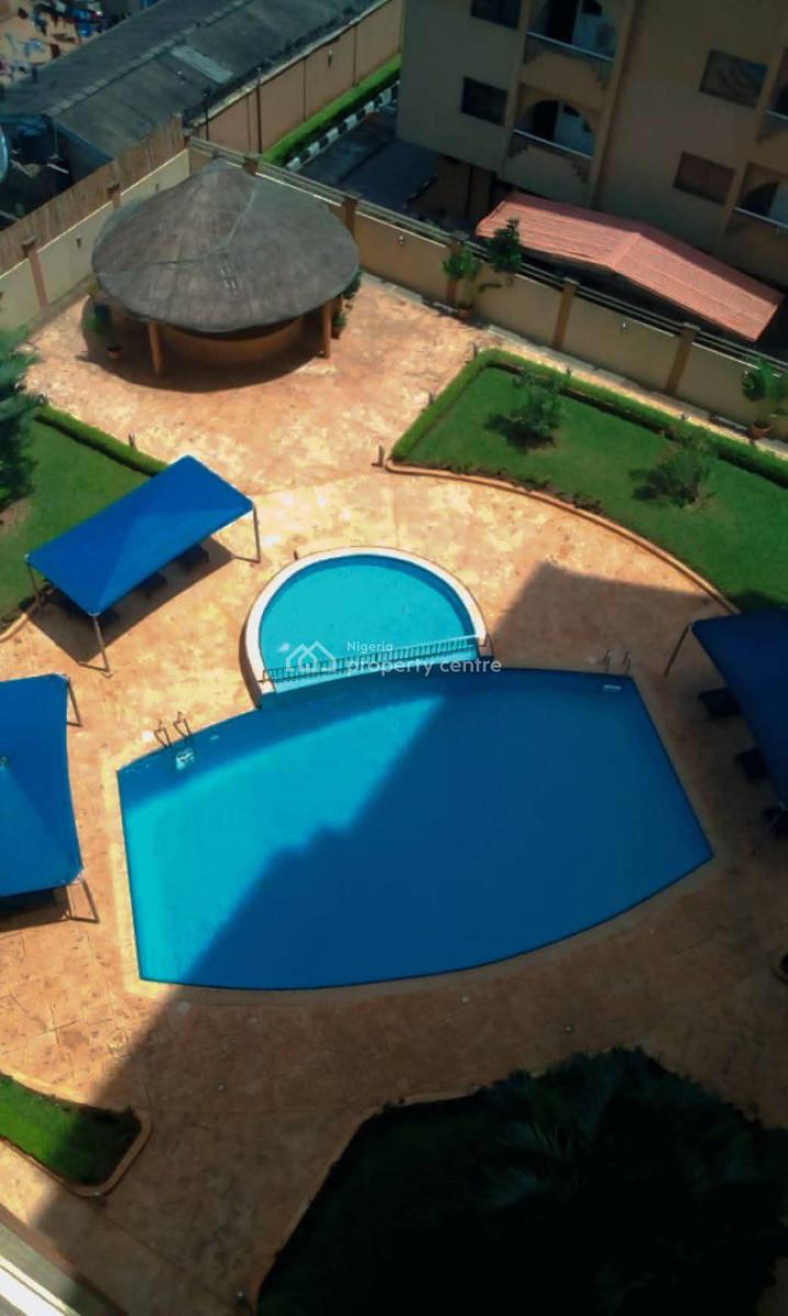 Well-maintained 3-bedroom Flat -- Old Ikoyi, Lagos, Old Ikoyi, Ikoyi, Lagos, Flat / Apartment for Sale