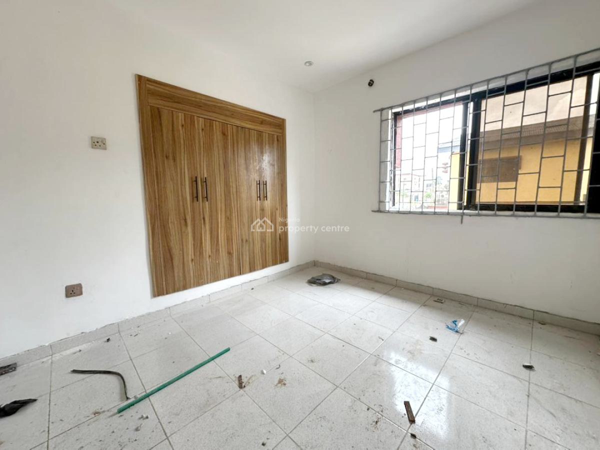 Luxury 3 Bedroom Apartment, Omole Phase 2, Ikeja, Lagos, Flat / Apartment for Rent