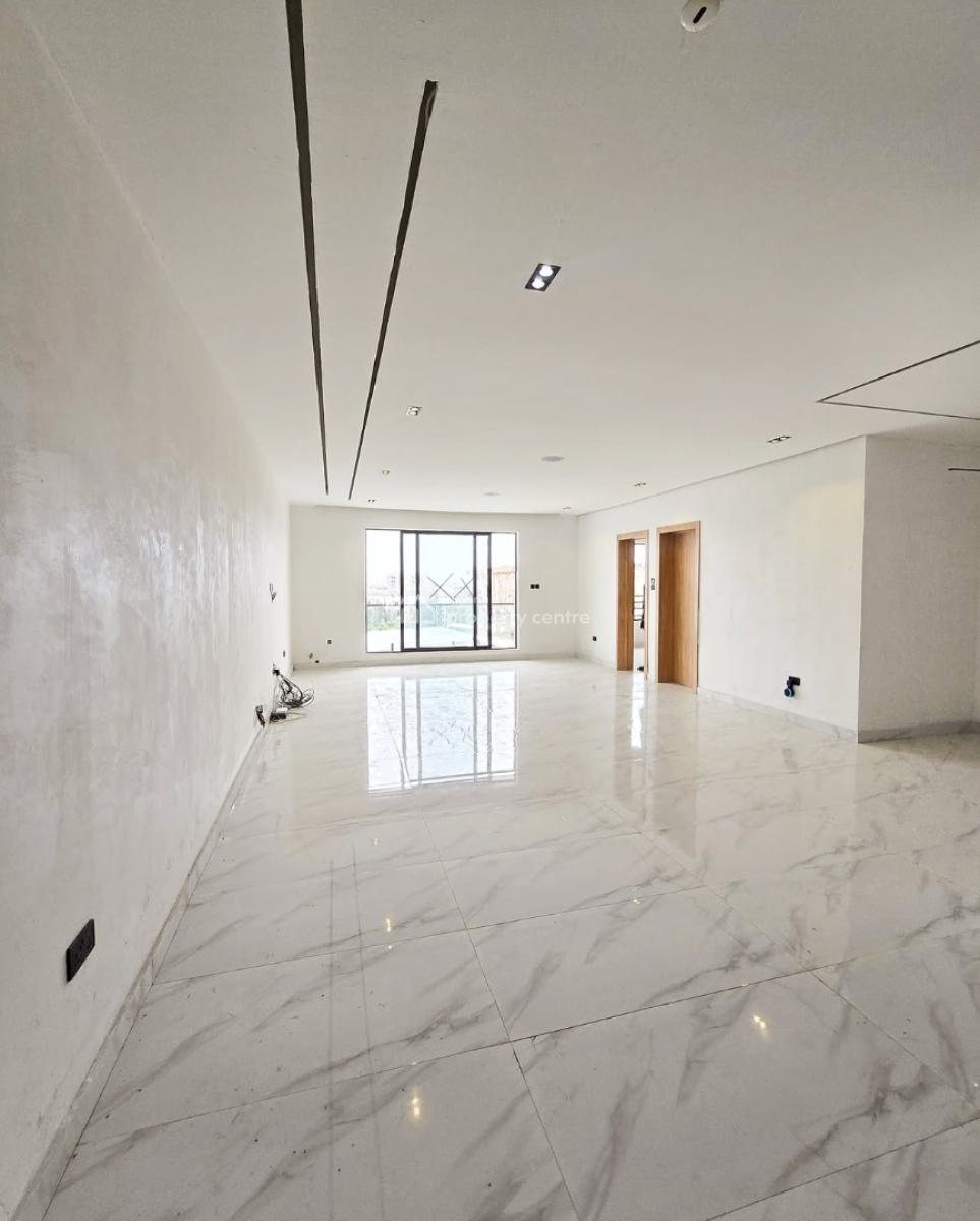 2 Bedroom Apartment, Lekki Phase 1, Lekki, Lagos, Flat / Apartment for Sale