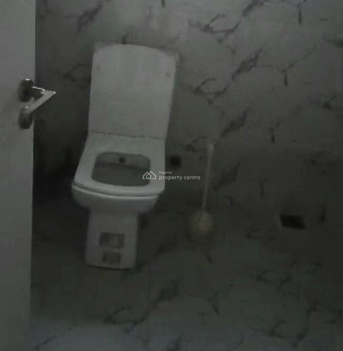 Fully Furnished 4 Masters Bedrooms Duplex with Good Light, First Ugbor Road Gra, Benin, Oredo, Edo, House for Rent