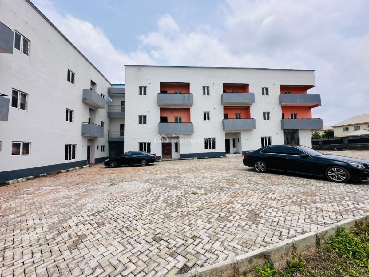 Luxury 4-bedroom  Terraced Duplex with Bq, Gaduwa, Abuja, Terraced Duplex for Sale