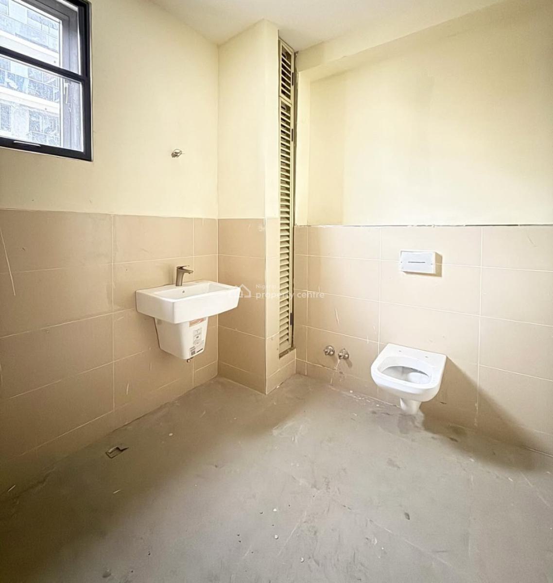 2 Bedroom Apartment, Lekki Phase 1, Lekki, Lagos, Flat / Apartment for Sale