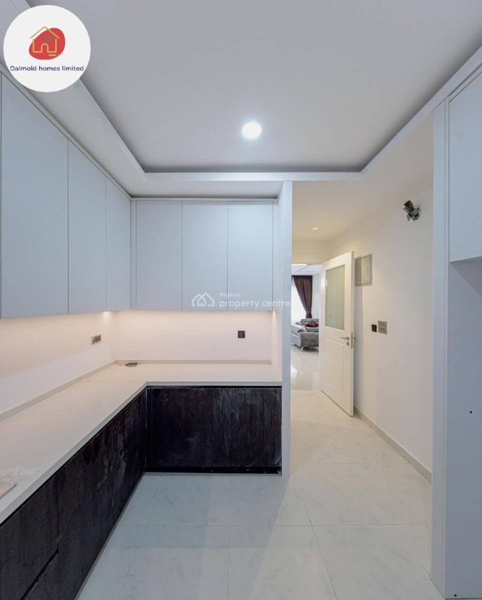 4 Bedroom Semi Detached, Lekki Phase 1, Lekki, Lagos, Semi-detached Duplex for Sale