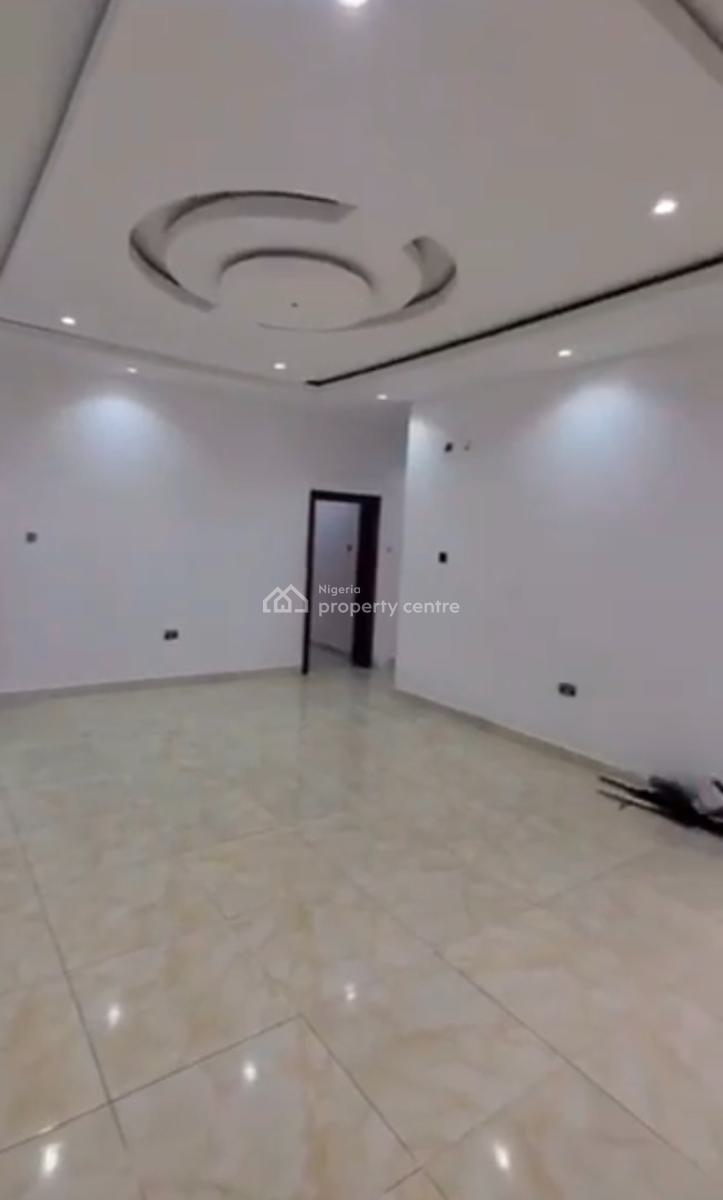 Sharp 3 Bedrooms Apartment, Off Abraham Adesanya, Ogombo, Ajah, Lagos, Flat / Apartment for Rent