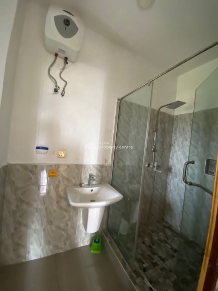 Sharp 3 Bedrooms Apartment, Off Abraham Adesanya, Ogombo, Ajah, Lagos, Flat / Apartment for Rent