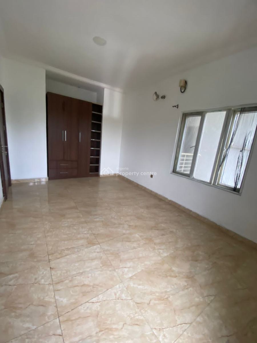 Sharp 3 Bedrooms Apartment, Off Abraham Adesanya, Ogombo, Ajah, Lagos, Flat / Apartment for Rent