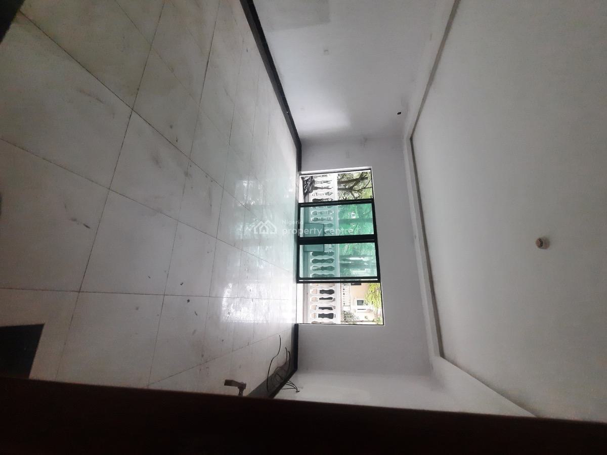 28 Units of 3 Bedroom Serviced Luxury, Oluwanishola Estate , Eleganza, Lekki, Lagos, House for Rent